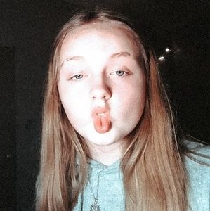 Meet your Posher, Kendra